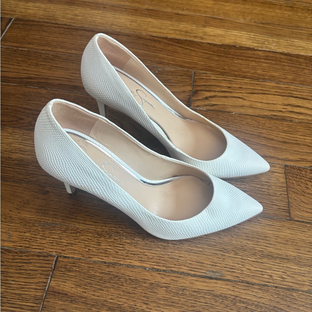 Shoes - Picture 5 of 5